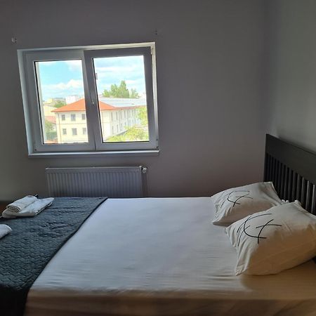 Apartment In Dristor Area Bucareste Exterior foto